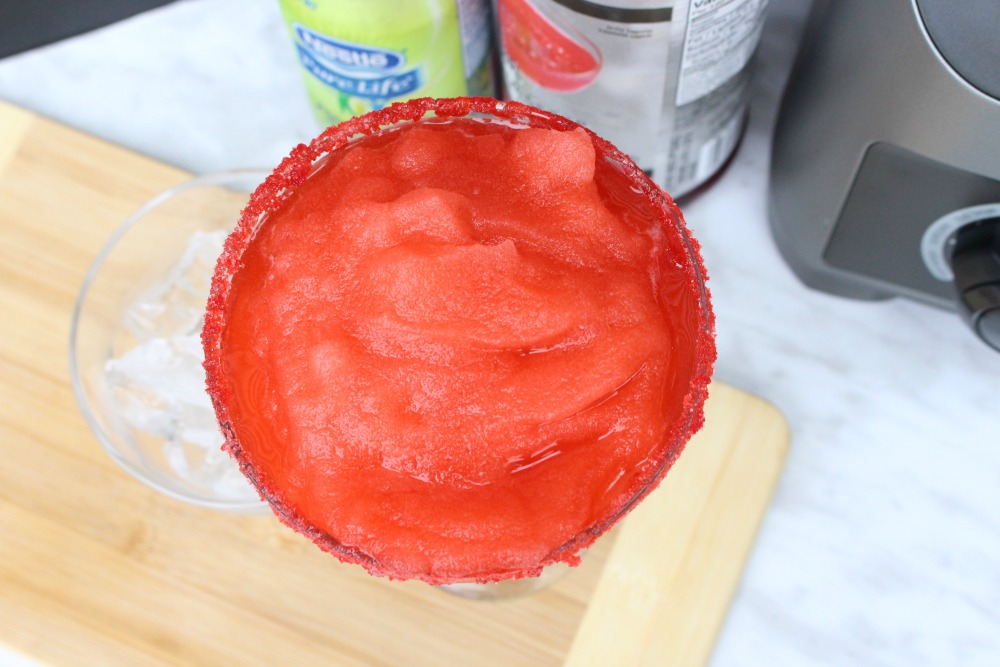 Simple Fizzy Strawberry Daiquiri Mocktail Recipe