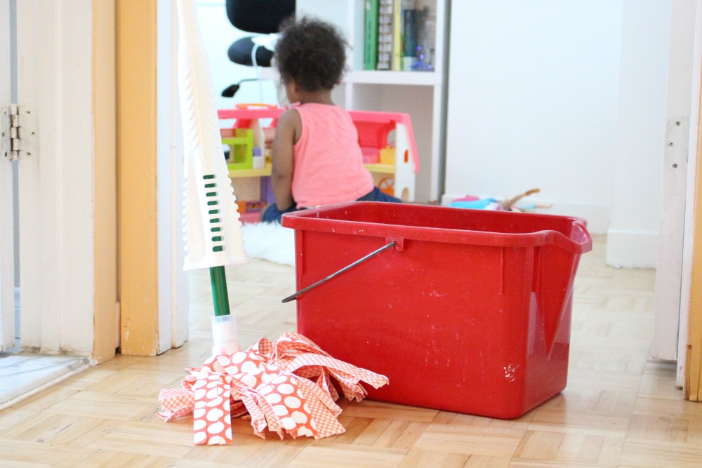 Time Saving Tips For Fall Cleaning When You Have Kids