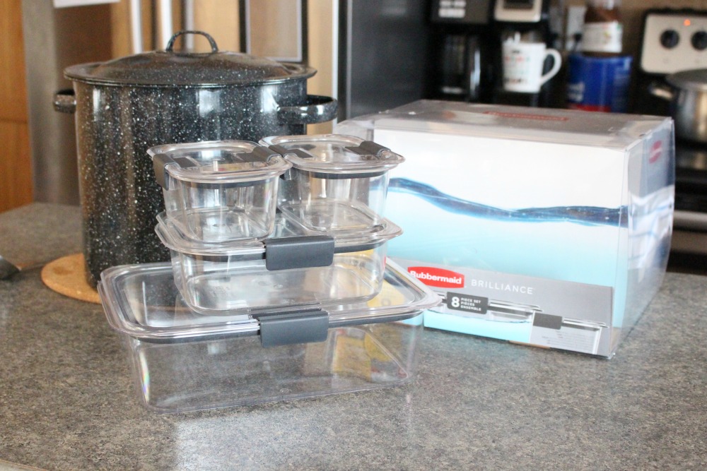 Packing Leftover Soups Made Easy With The Rubbermaid Brilliance