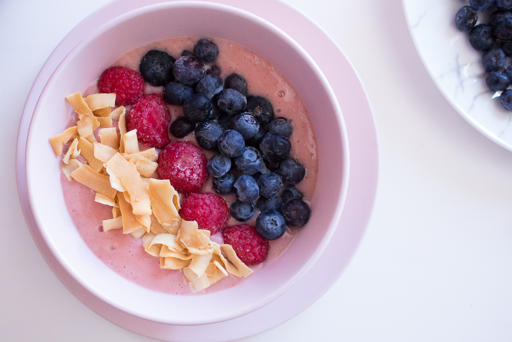 Delicious And Simple Smoothie Bowl Recipe To Jump Start Your Day
