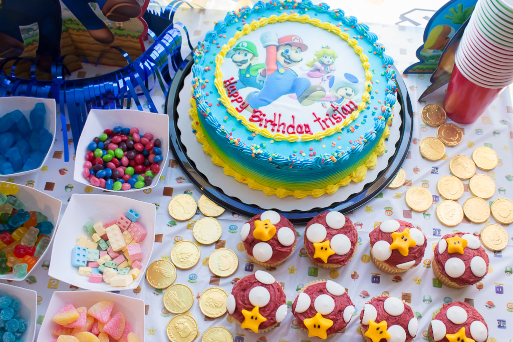 Epic Super Mario Cupcakes | Let the games begin!