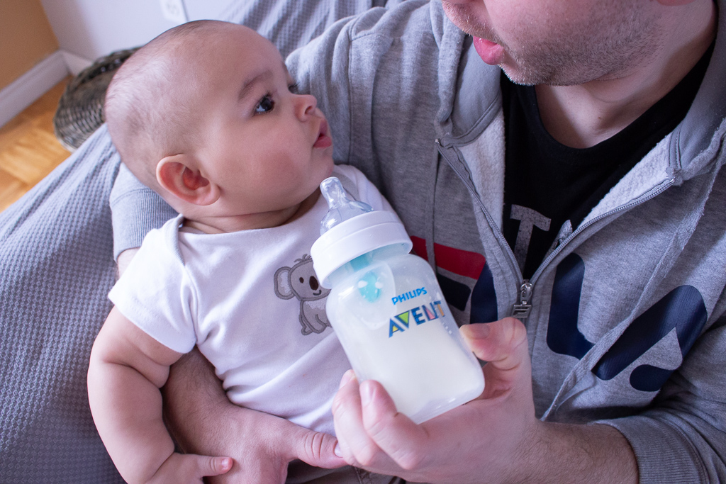 Bottle Feeding Tips For First Time Parents | Philips Avent