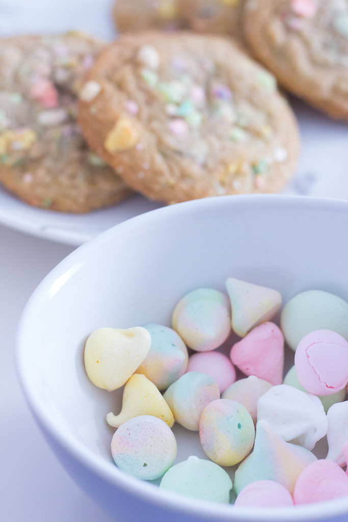 Meringue Cookies, Shopping and More | 5 Things I'm Loving Right Now!