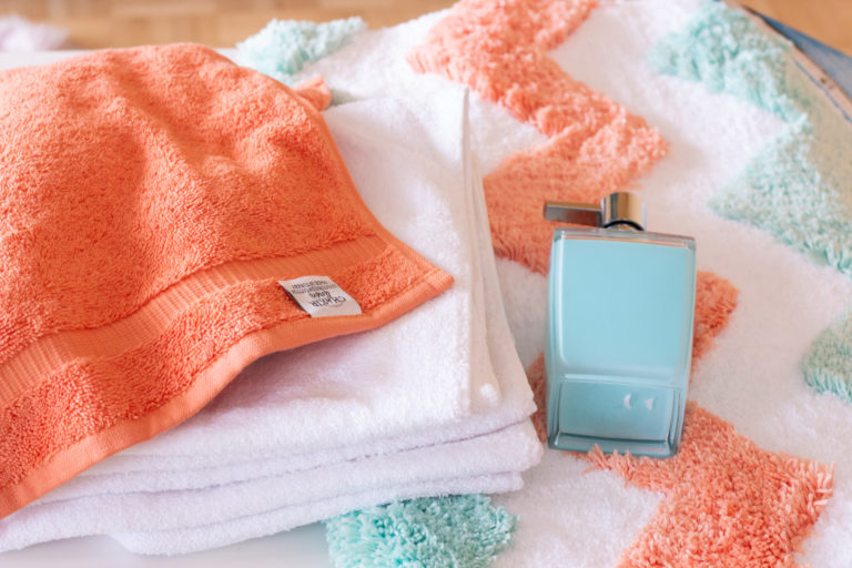 5 Simple And Inexpensive Ways To Make Your Bathroom Look Better