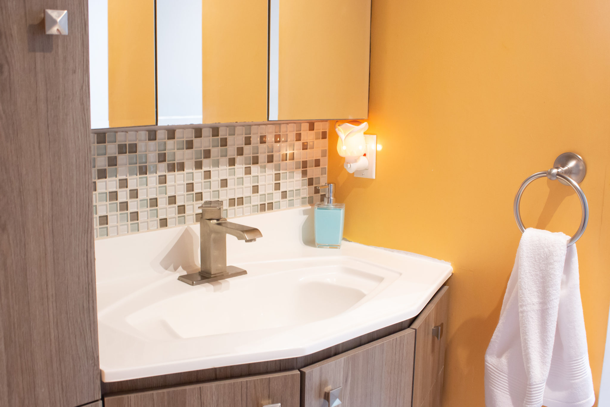 5 Simple and Inexpensive Ways to Make your Bathroom Look Better