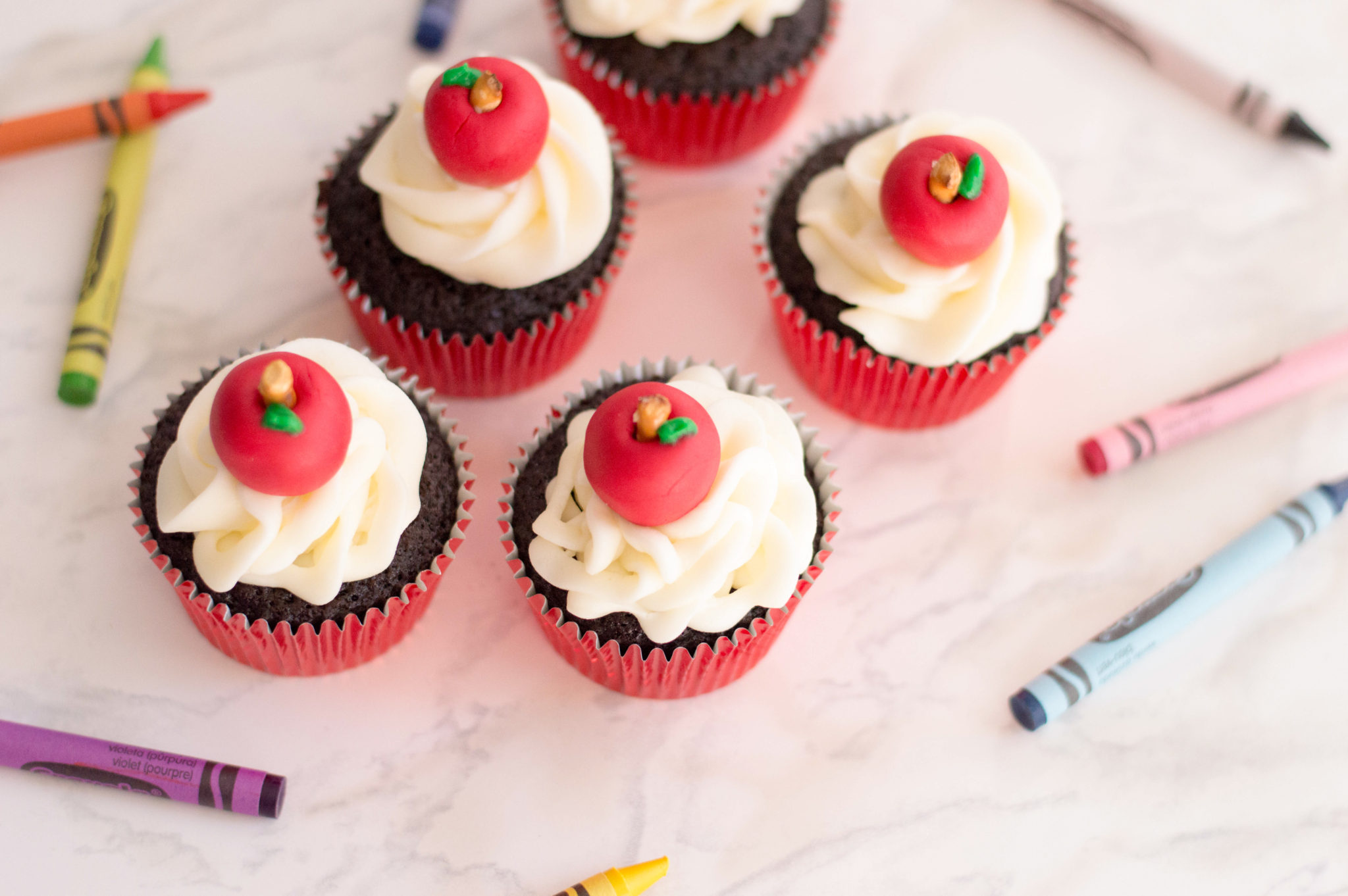 Delicious Back-To-School Chocolate Cupcakes