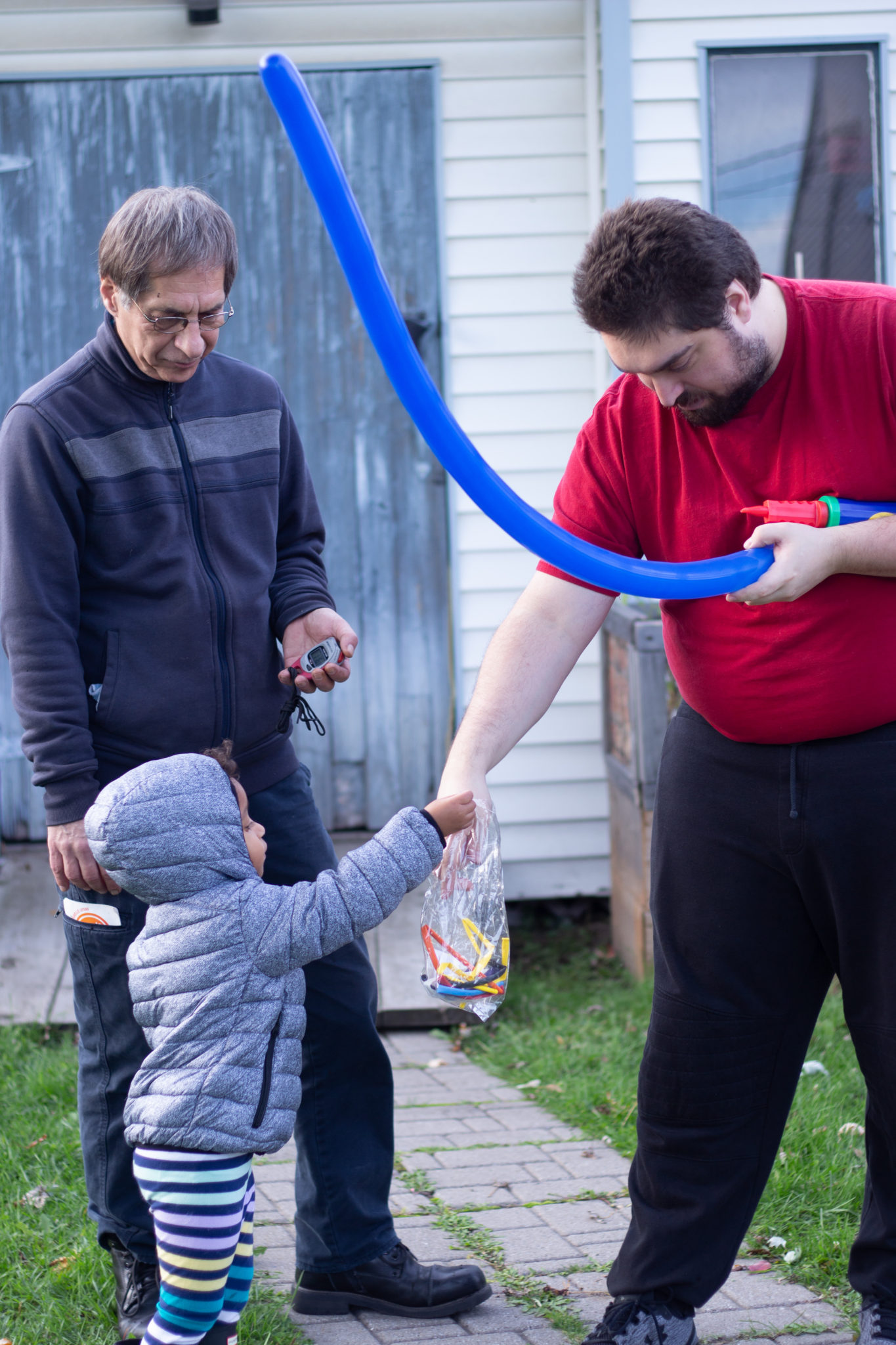 2019 Guinness World Records: Fastest Balloon Blower?