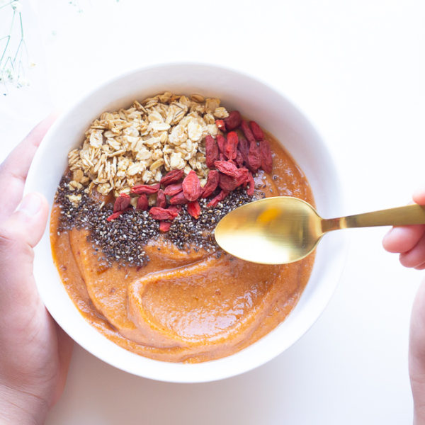 Camu Camu Banana Carrot Smoothie Bowl Recipe | iHerb Haul