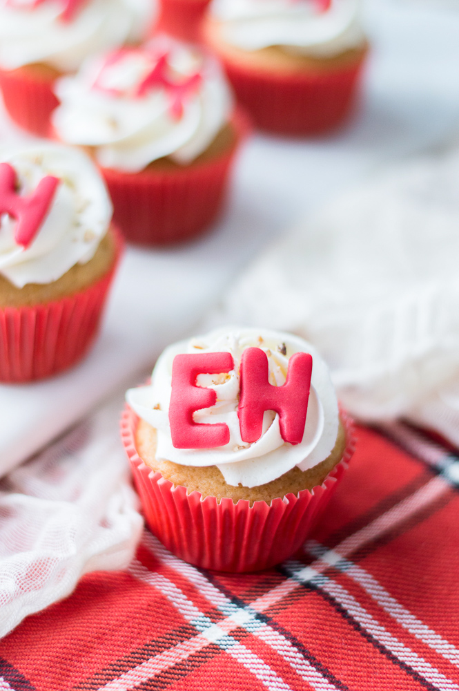 Super Tasty Maple Eh Cupcakes Recipe