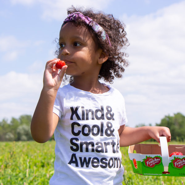 Picking Strawberries A. Belisle & Fils | Life In The Laurentides