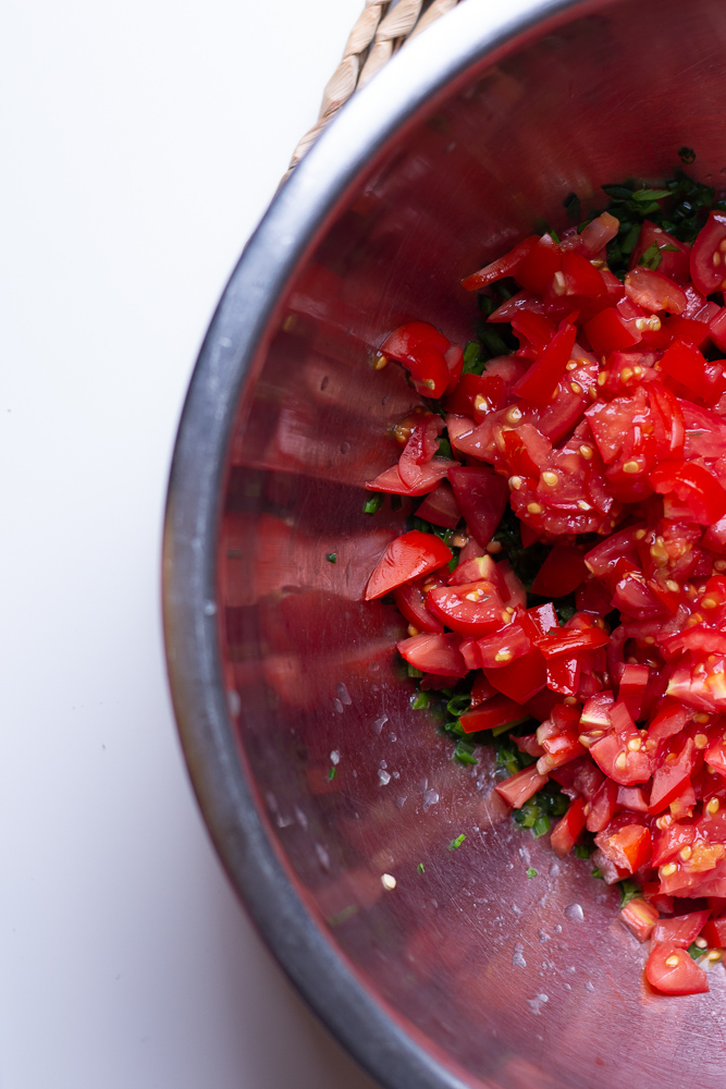 Homemade Spicy Chunky Salsa Recipe