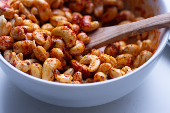 Spicy Roasted Cashews