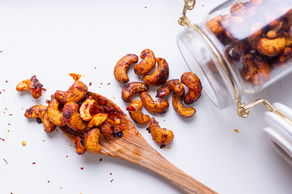 Spicy Roasted Cashews