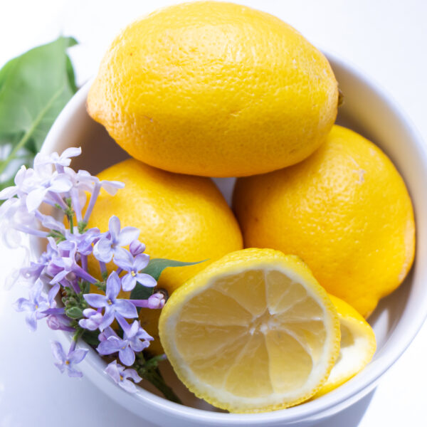 Refreshing Fizzy Lilac Lemonade Recipe