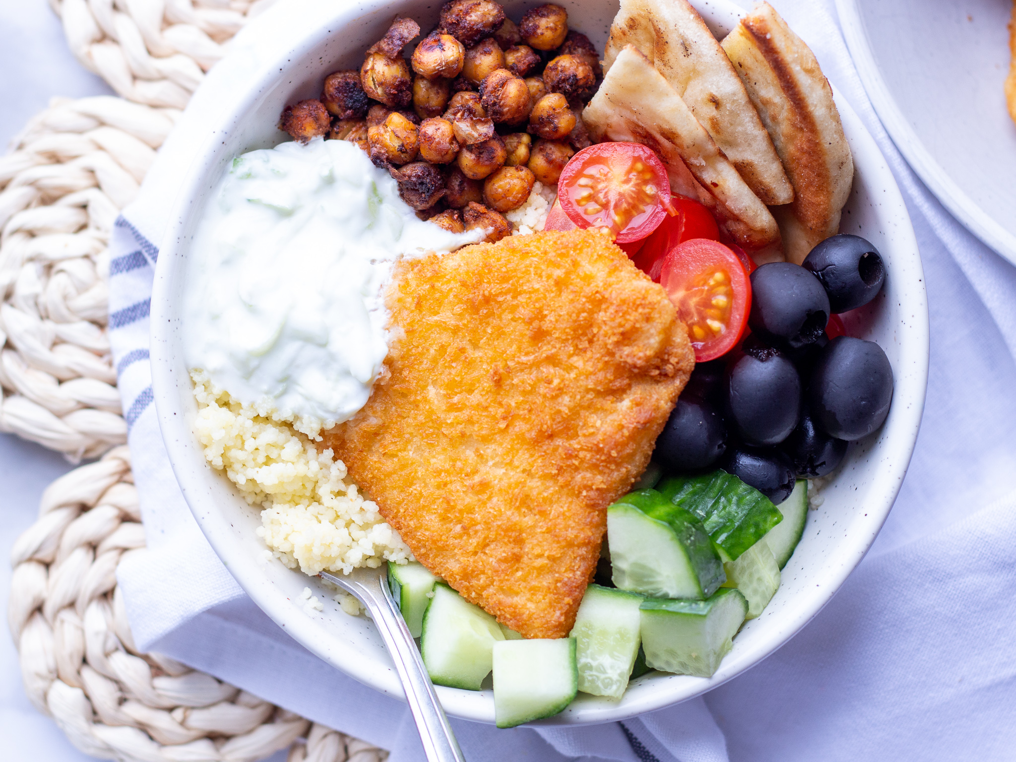 Quick and Delicious Mediterranean-Style Nourish Bowl Recipe