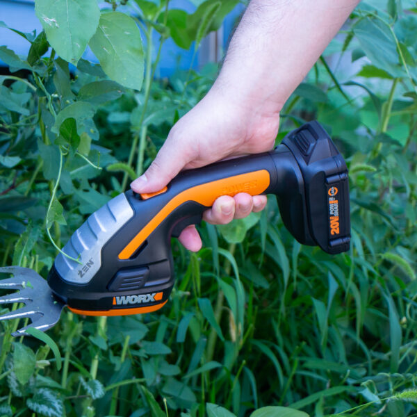 My Review of the WORX 20V 4″ Cordless Shear & Shrubber Trimmer