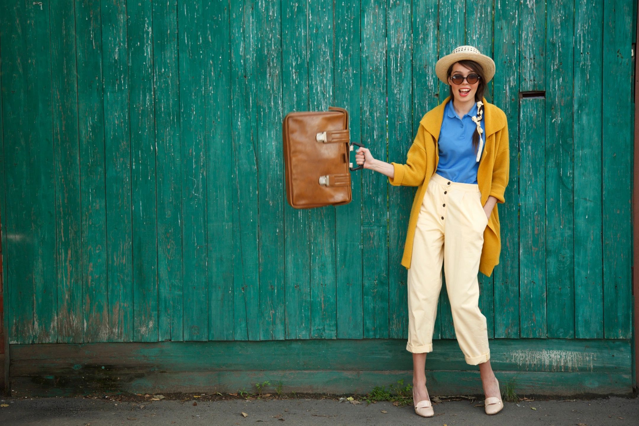 Easy Ways to Look Fresh When You’re Running on Coffee and Chaos